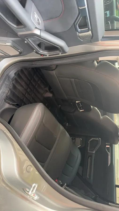 2023 Jetour Traveller 1.5T 184HP L4 7DCT,autocango,china used car exporter,china ev exporter,chinese used car exporter,chinese used ev exporter