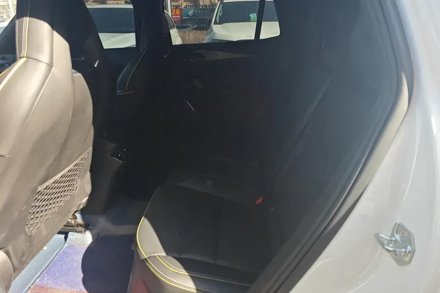 2023 LYNK&CO 06 1.5T 181HP L4 7DCT,autocango,china used car exporter,china ev exporter,chinese used car exporter,chinese used ev exporter