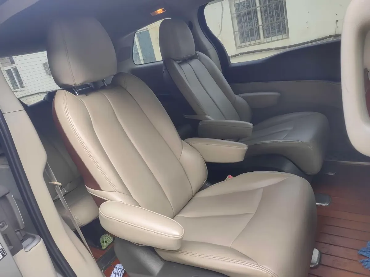 2018 Buick GL8 2.0T 260HP L4 6AT,autocango,china used car exporter,china ev exporter,chinese used car exporter,chinese used ev exporter