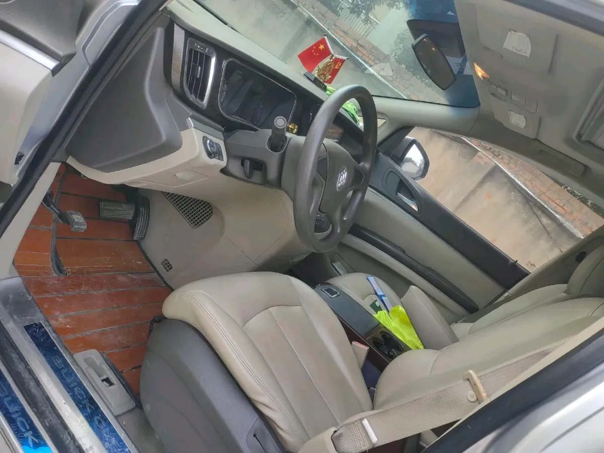 2018 Buick GL8 2.0T 260HP L4 6AT,autocango,china used car exporter,china ev exporter,chinese used car exporter,chinese used ev exporter