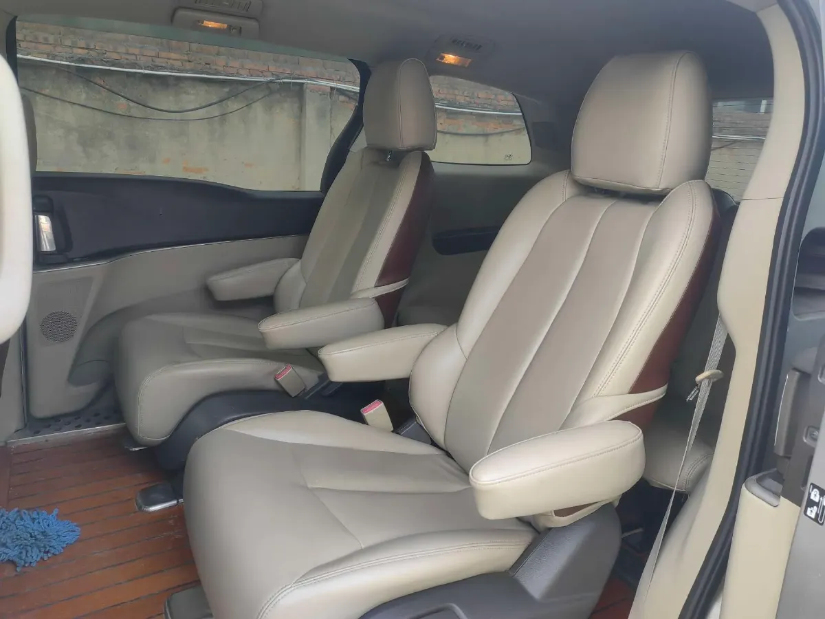 2018 Buick GL8 2.0T 260HP L4 6AT,autocango,china used car exporter,china ev exporter,chinese used car exporter,chinese used ev exporter