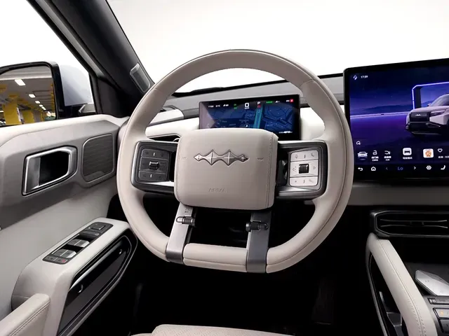 2025 FangChengBao Tai 3 BEV,autocango,china used car exporter,china ev exporter,chinese used car exporter,chinese used ev exporter