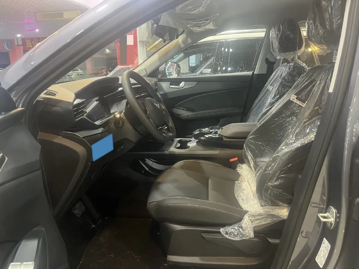 2024 KaiYi KunLun 1.6T 197HP L4 7DCT,autocango,china used car exporter,china ev exporter,chinese used car exporter,chinese used ev exporter