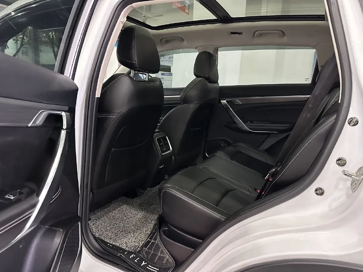 2020 Geely Azkarra 1.8T 184HP L4 7DCT,autocango,china used car exporter,china ev exporter,chinese used car exporter,chinese used ev exporter