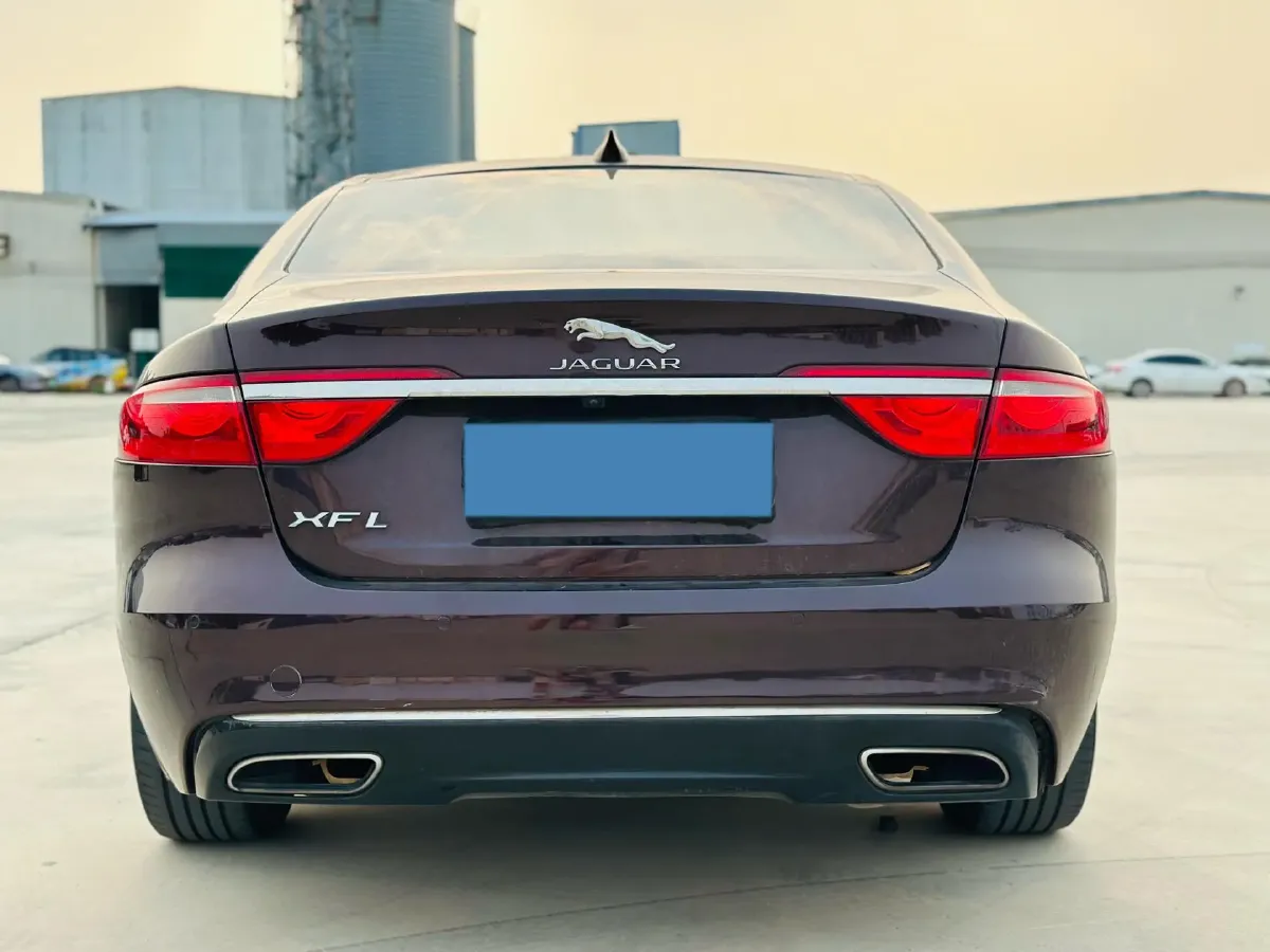 2017 Jaguar XFL 2.0T 200HP L4 8AT,autocango,china used car exporter,china ev exporter,chinese used car exporter,chinese used ev exporter