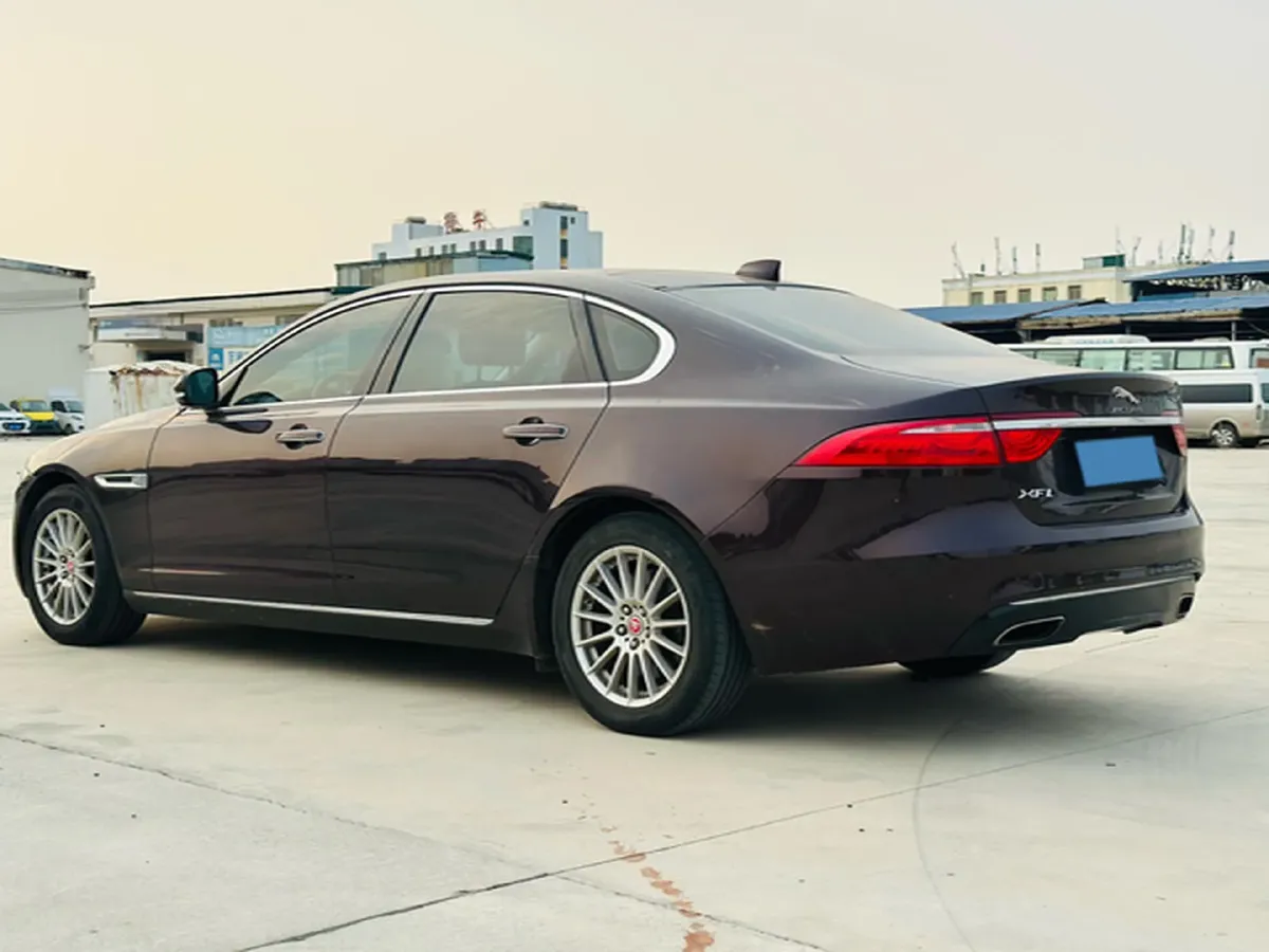 2017 Jaguar XFL 2.0T 200HP L4 8AT,autocango,china used car exporter,china ev exporter,chinese used car exporter,chinese used ev exporter