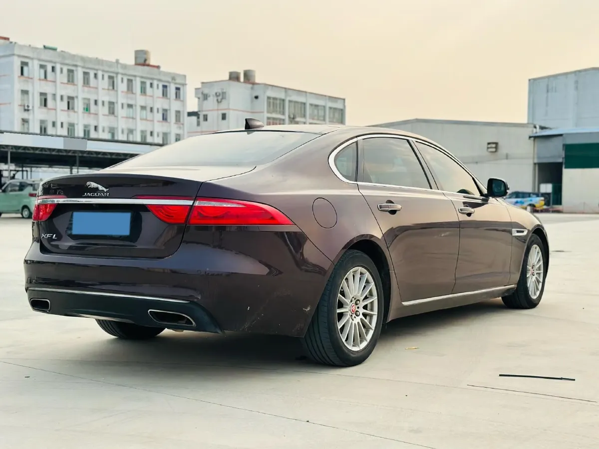2017 Jaguar XFL 2.0T 200HP L4 8AT,autocango,china used car exporter,china ev exporter,chinese used car exporter,chinese used ev exporter