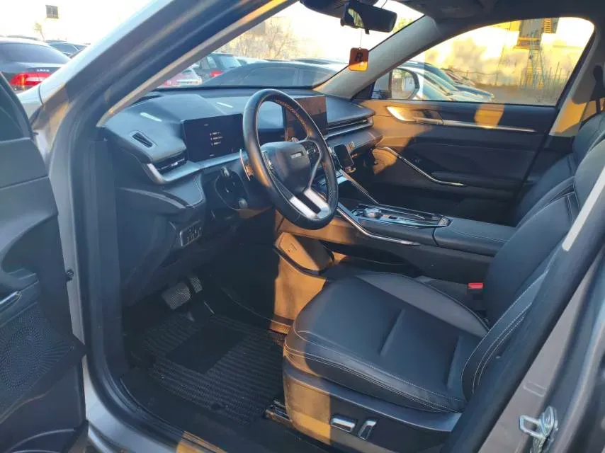 2022 Haval H6 1.5T 184HP L4 7DCT,autocango,china used car exporter,china ev exporter,chinese used car exporter,chinese used ev exporter