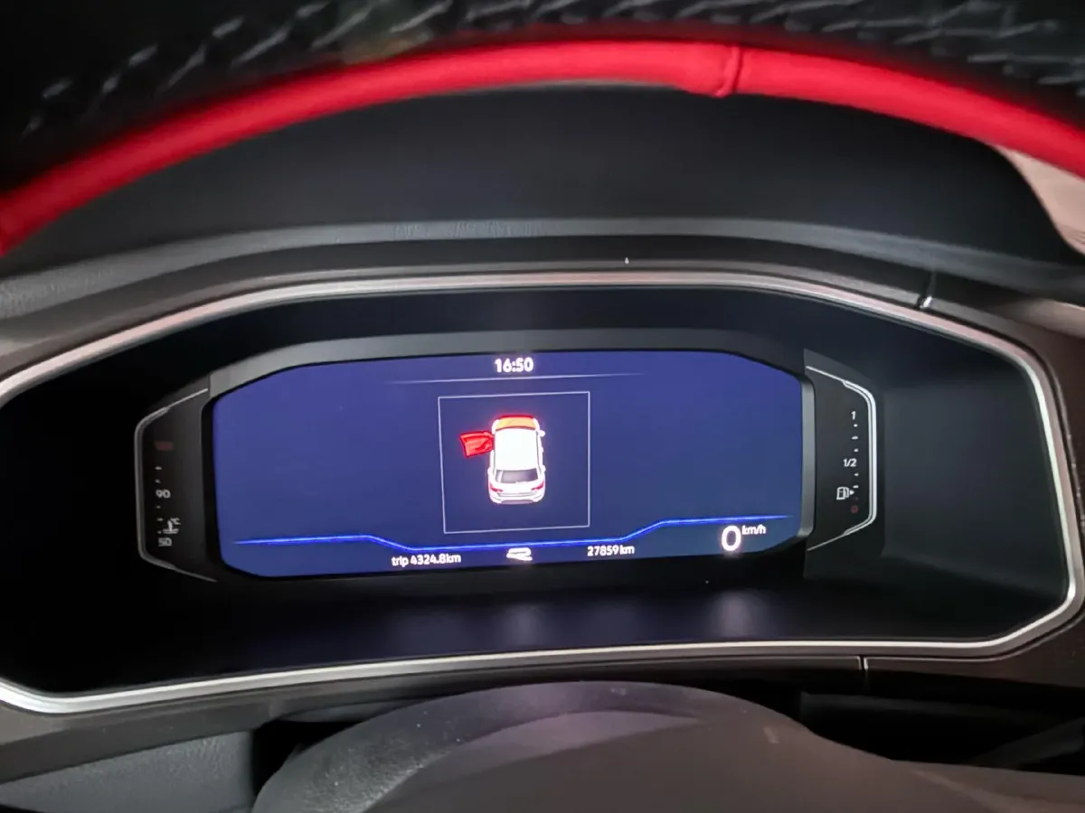 2023 Volkswagen T-Roc 1.5T 160HP L4 7DCT,autocango,china used car exporter,china ev exporter,chinese used car exporter,chinese used ev exporter