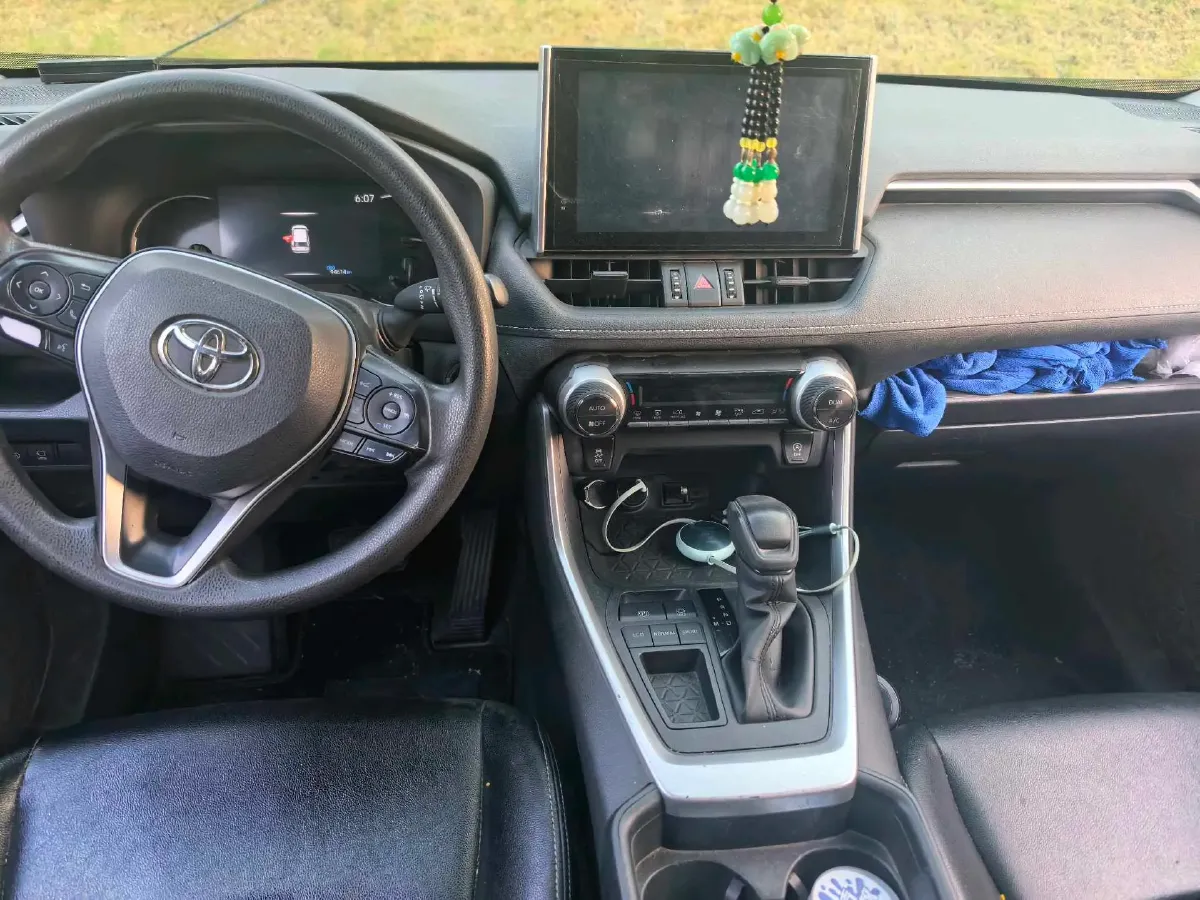 2021 Toyota RAV4 2.0L 171HP L4 CVT,autocango,china used car exporter,china ev exporter,chinese used car exporter,chinese used ev exporter