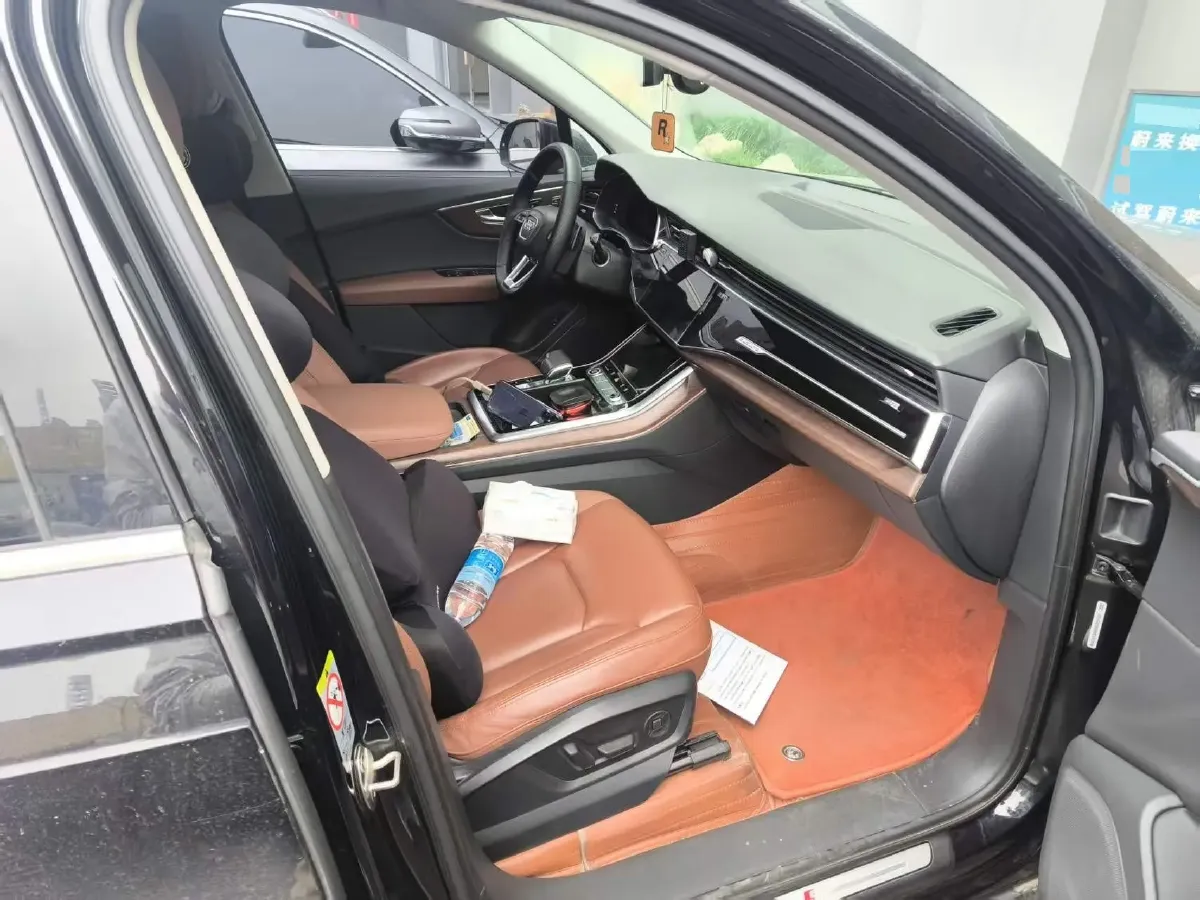 2021 Audi Q7 2.0T 245HP L4 8AT,autocango,china used car exporter,china ev exporter,chinese used car exporter,chinese used ev exporter