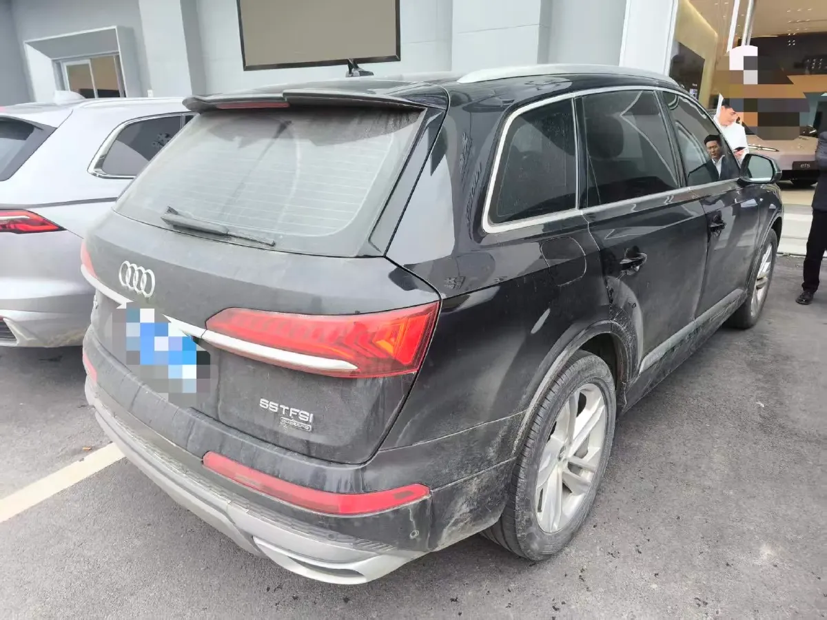 2021 Audi Q7 2.0T 245HP L4 8AT,autocango,china used car exporter,china ev exporter,chinese used car exporter,chinese used ev exporter