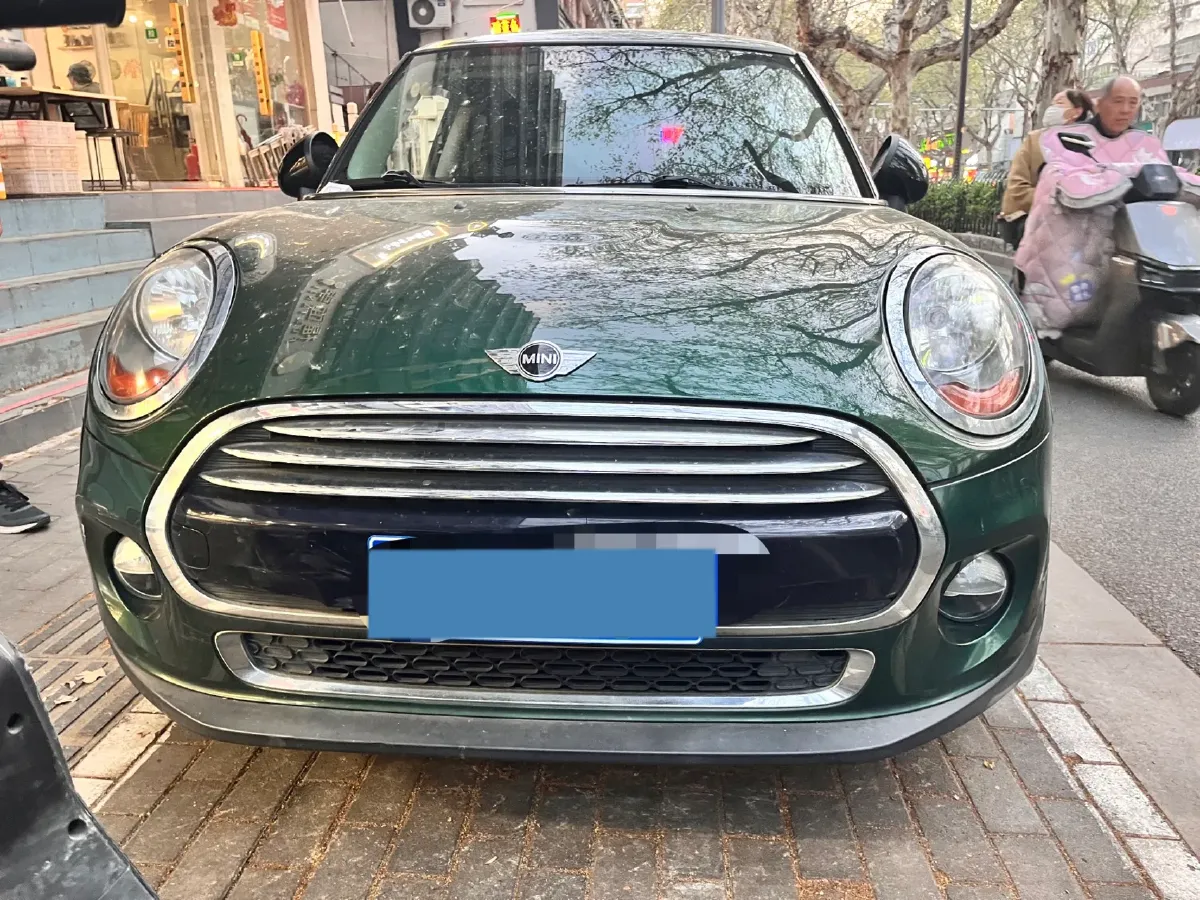 2016 MINI MINI 1.5T 136HP L3 6AT,autocango,china used car exporter,china ev exporter,chinese used car exporter,chinese used ev exporter
