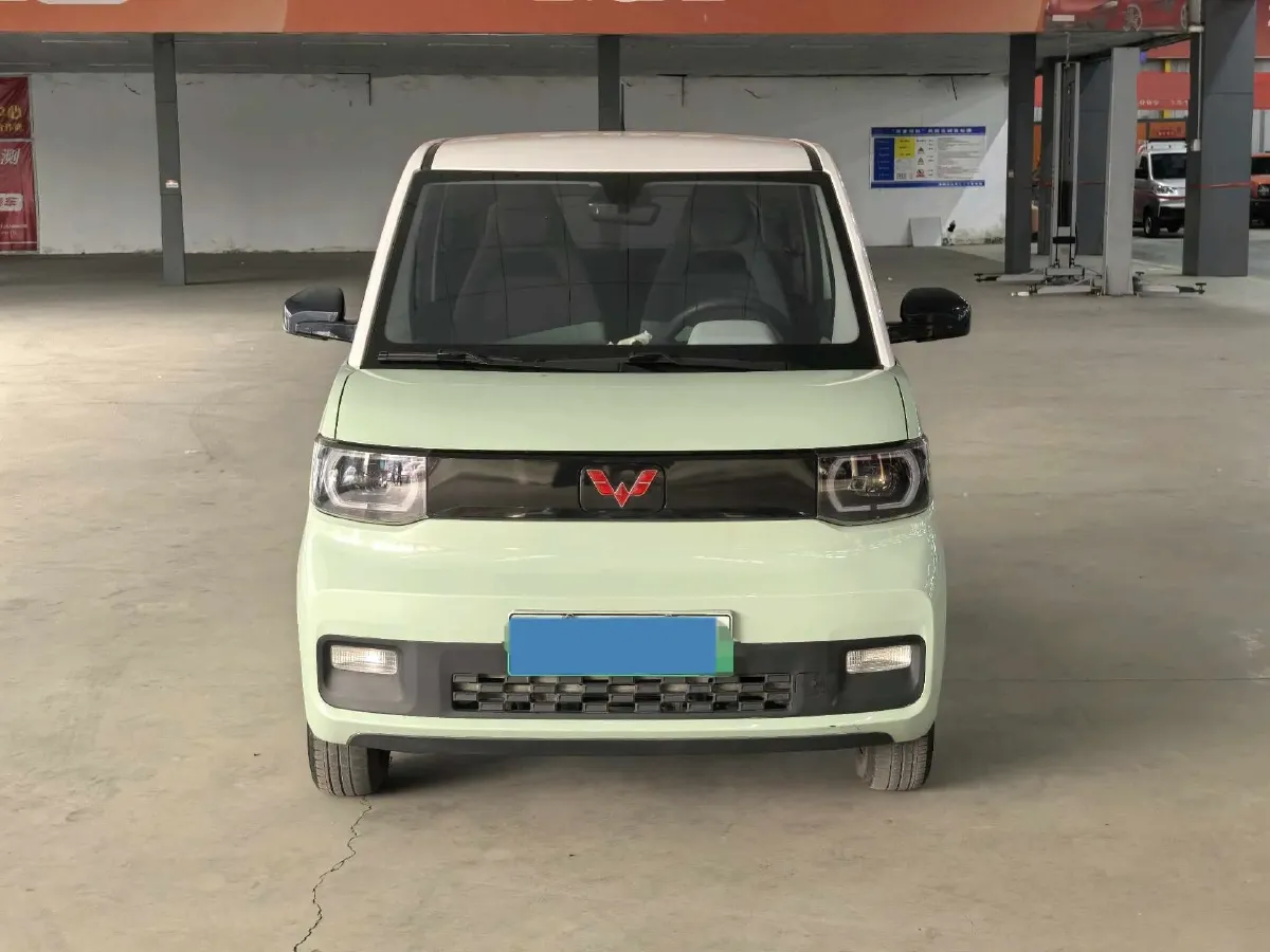 2021 WuLing HongGuang MINI EV BEV 13.8KWH,autocango,china used car exporter,china ev exporter,chinese used car exporter,chinese used ev exporter