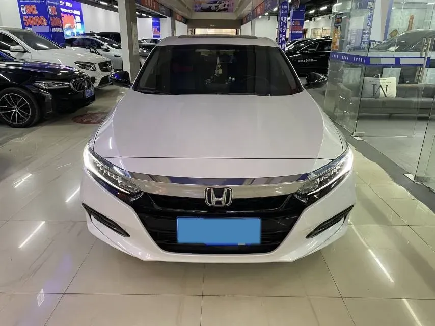 2018 Honda Accord 1.5T 194HP L4 CVT,autocango,china used car exporter,china ev exporter,chinese used car exporter,chinese used ev exporter