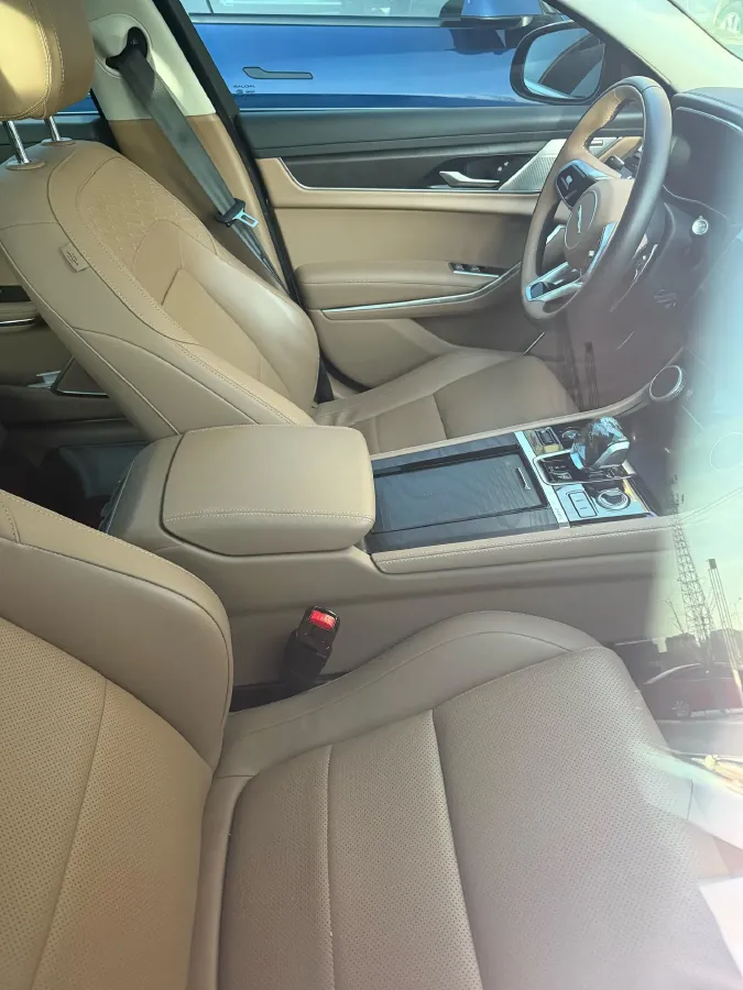 2024 Jaguar XFL 2.0T 250HP L4 8AT,autocango,china used car exporter,china ev exporter,chinese used car exporter,chinese used ev exporter