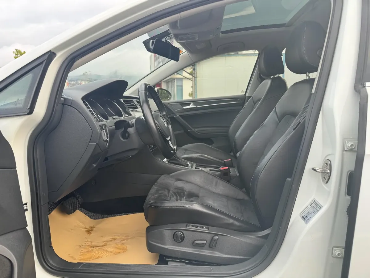 2018 Volkswagen Golf 1.4T 131HP L4 7DCT,autocango,china used car exporter,china ev exporter,chinese used car exporter,chinese used ev exporter