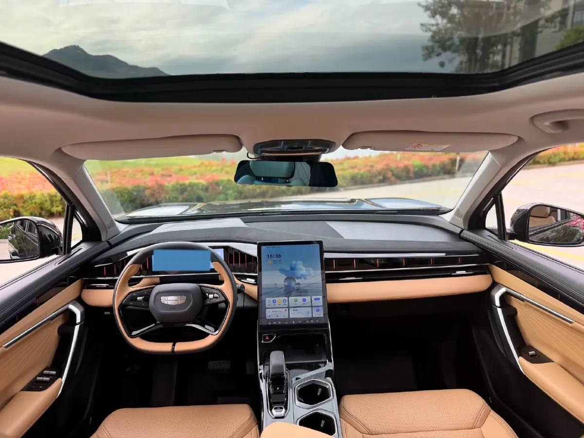 2023 Geely StarRay 1.5T 181HP L4 7DCT,autocango,china used car exporter,china ev exporter,chinese used car exporter,chinese used ev exporter