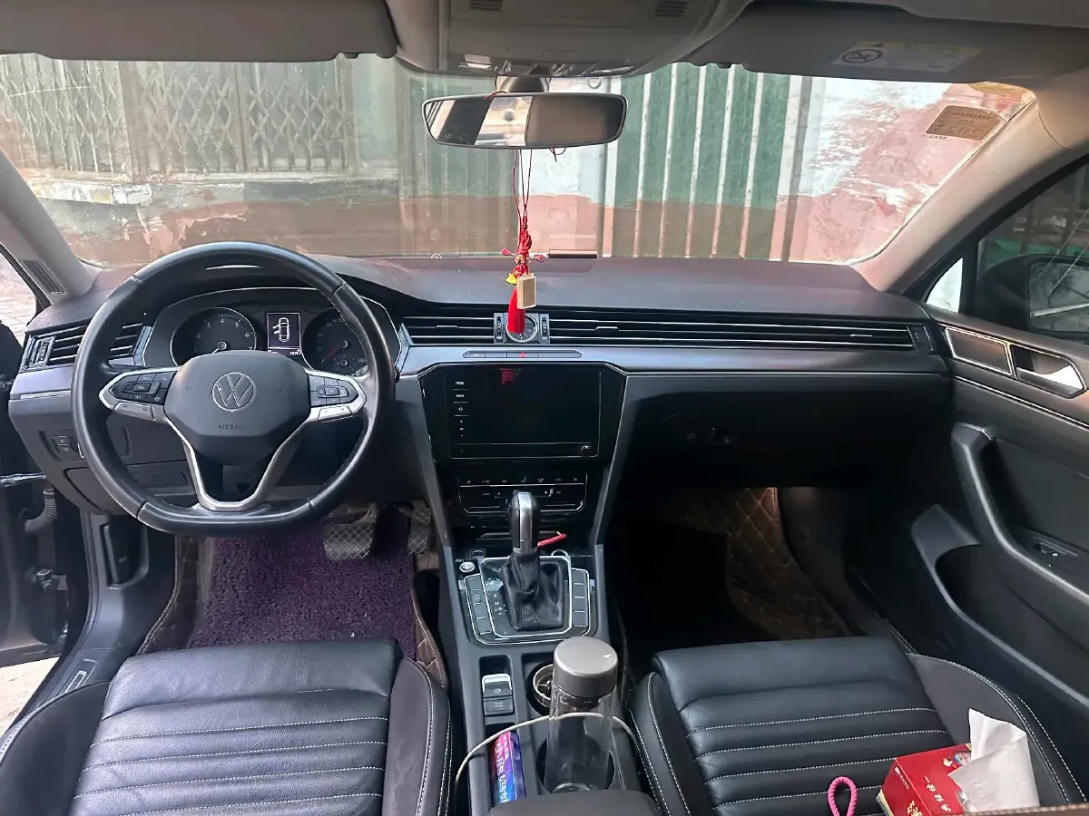 2020 Volkswagen Magotan 2.0T 186HP L4 7DCT,autocango,china used car exporter,china ev exporter,chinese used car exporter,chinese used ev exporter