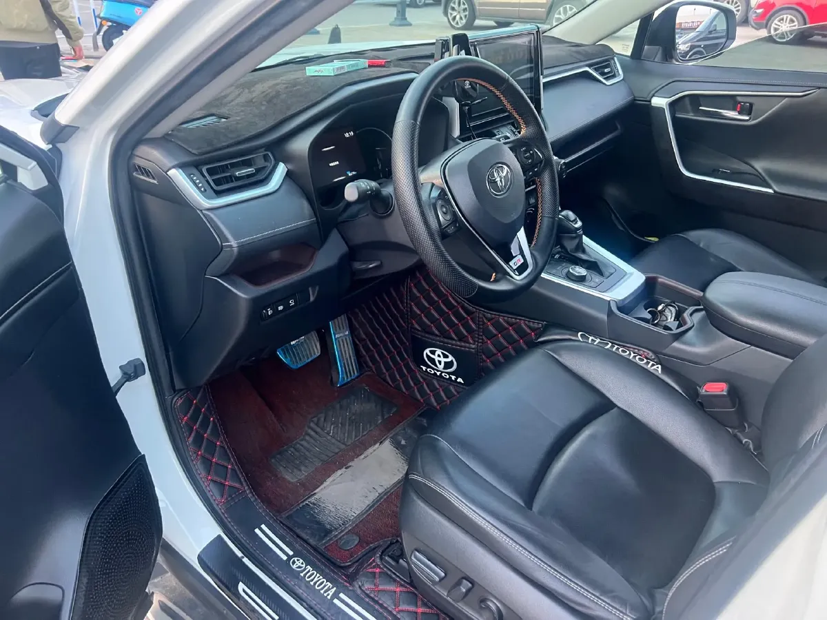 2020 Toyota RAV4 2.0L 171HP L4 CVT,autocango,china used car exporter,china ev exporter,chinese used car exporter,chinese used ev exporter