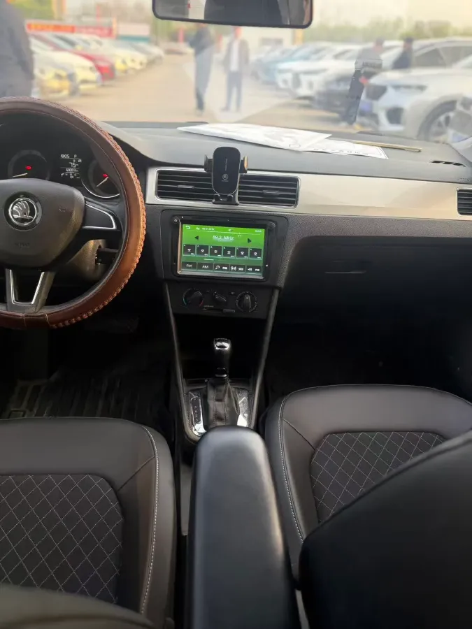 2019 Skoda Rapid Spaceback 1.5L 112HP L4 6AT,autocango,china used car exporter,china ev exporter,chinese used car exporter,chinese used ev exporter