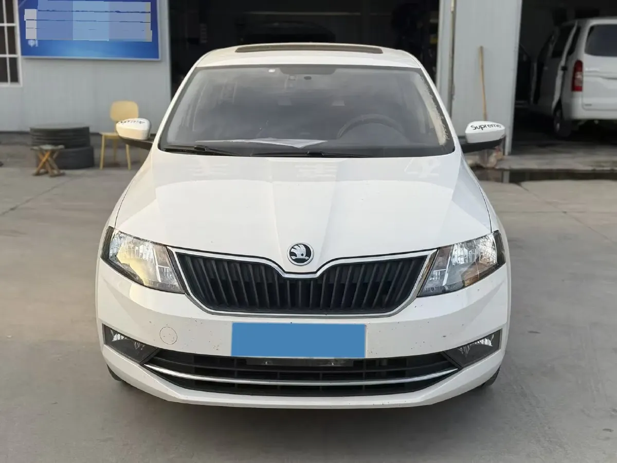 2019 Skoda Rapid Spaceback 1.5L 112HP L4 6AT,autocango,china used car exporter,china ev exporter,chinese used car exporter,chinese used ev exporter