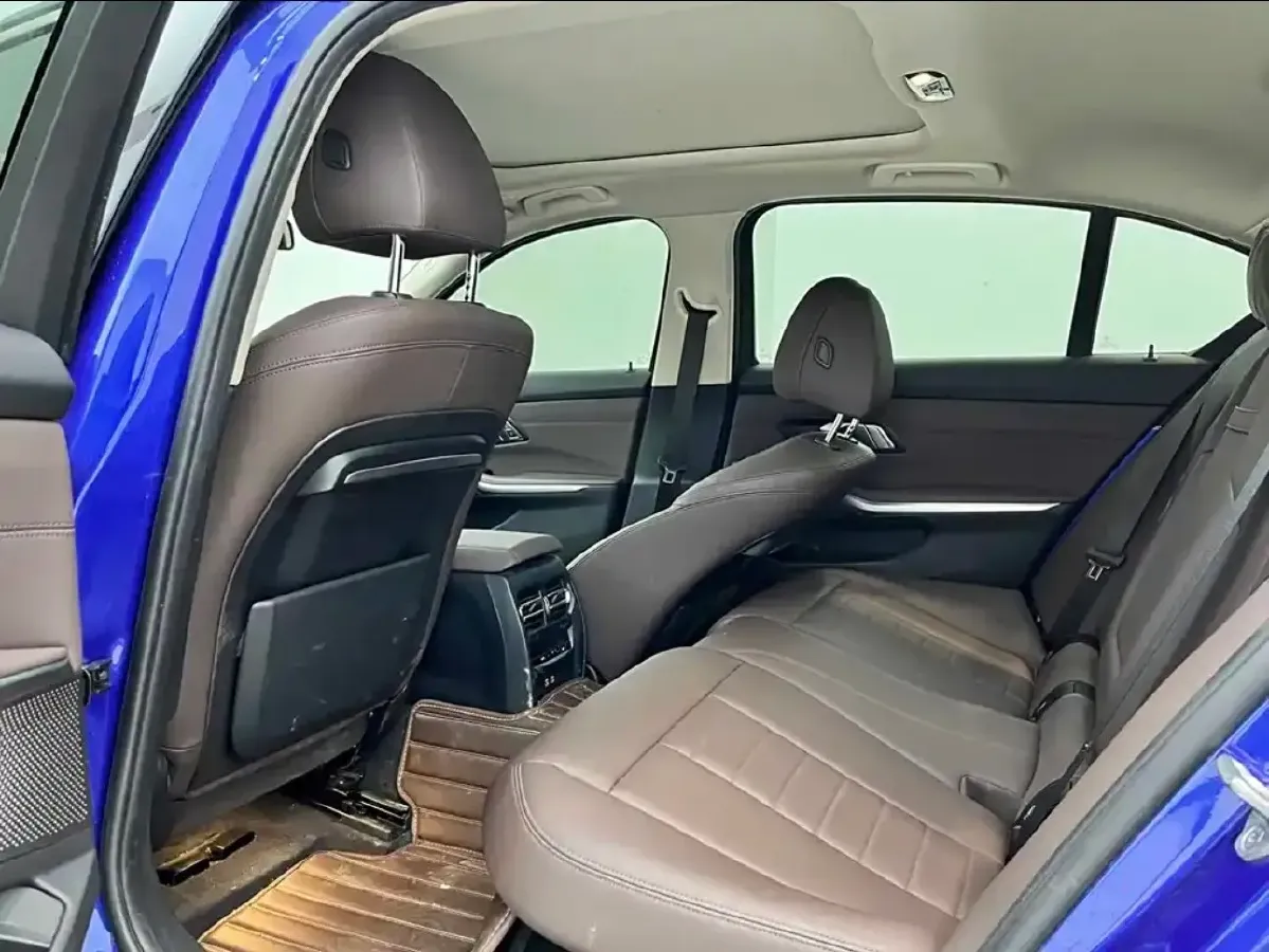 2020 BMW 3 Series 2.0T 184HP L4 8AT,autocango,china used car exporter,china ev exporter,chinese used car exporter,chinese used ev exporter