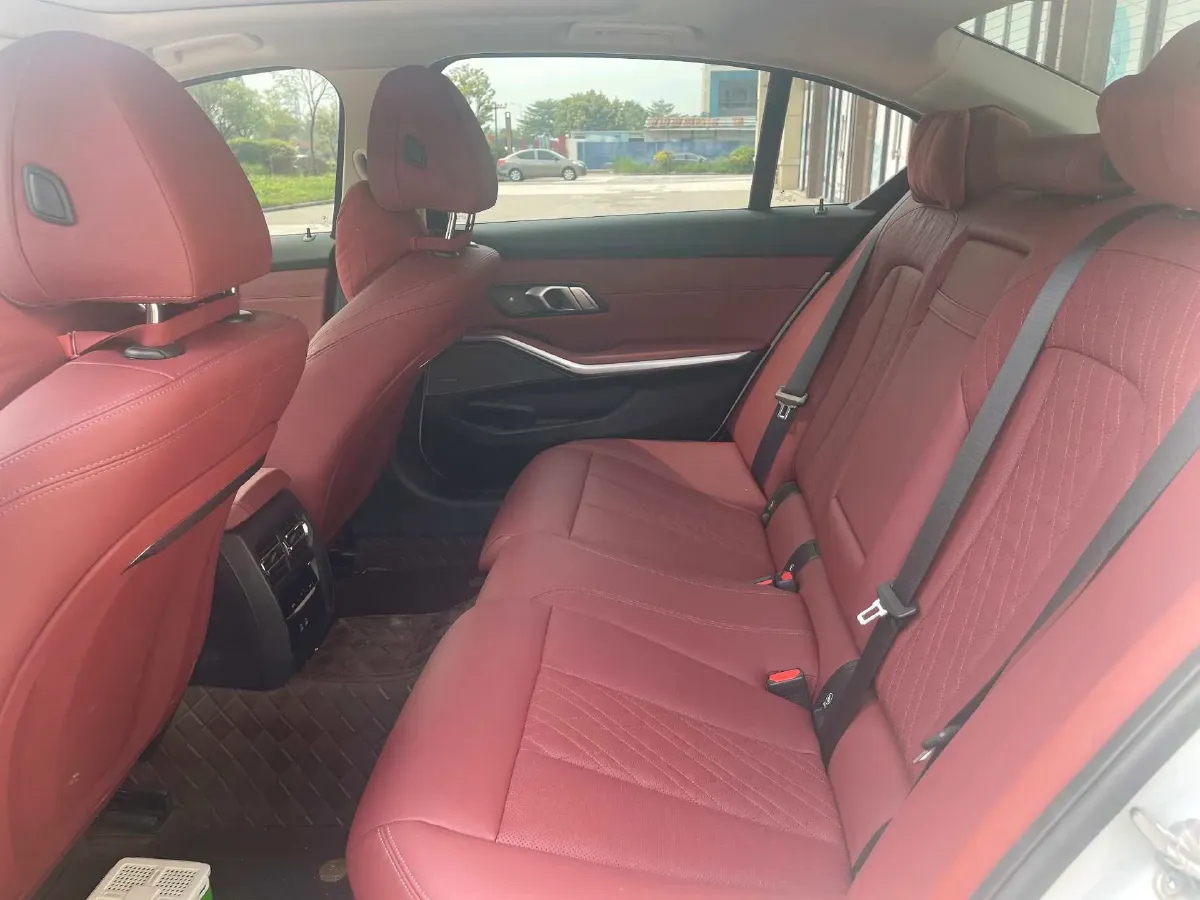 2024 BMW 3 Series 2.0T 184HP L4 8AT,autocango,china used car exporter,china ev exporter,chinese used car exporter,chinese used ev exporter