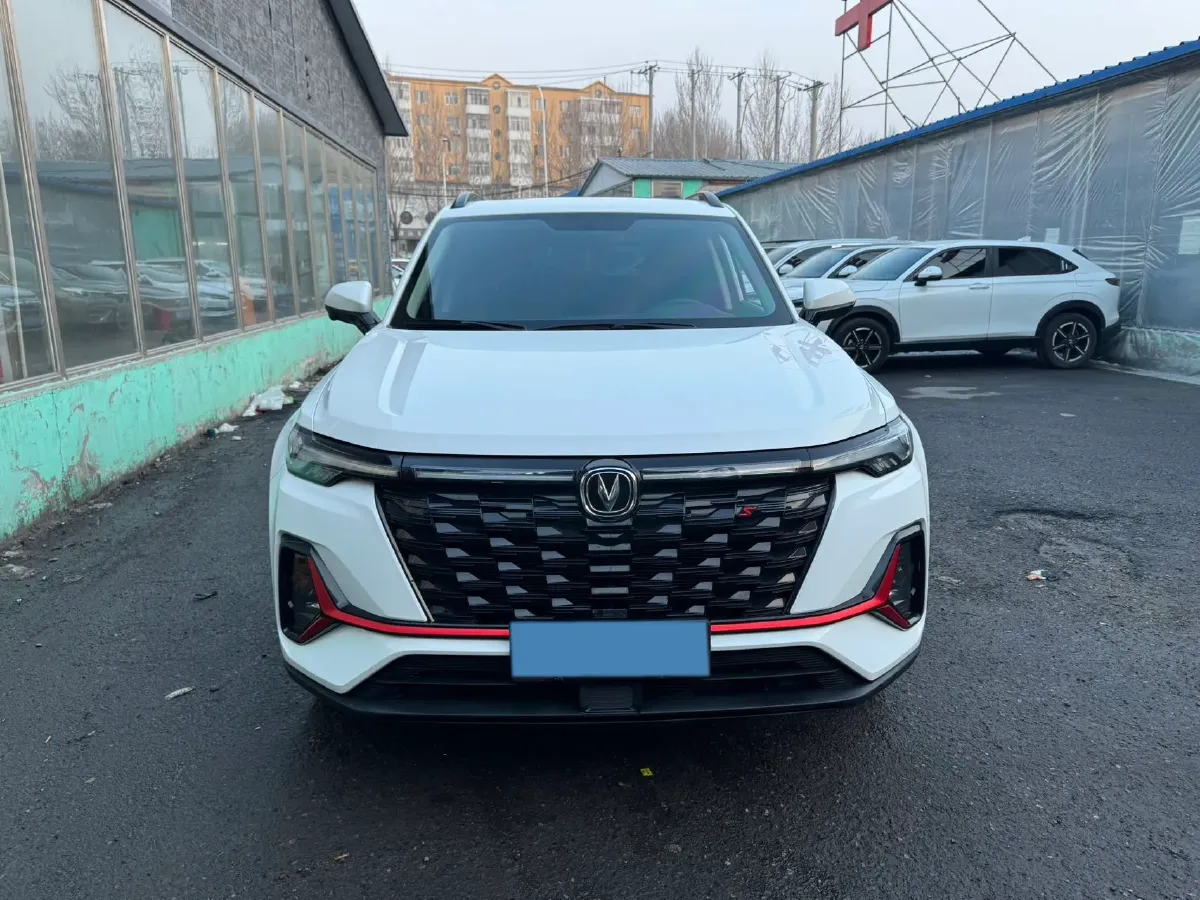 2023 ChangAn CS35 Plus 1.4T 160HP L4 7DCT,autocango,china used car exporter,china ev exporter,chinese used car exporter,chinese used ev exporter