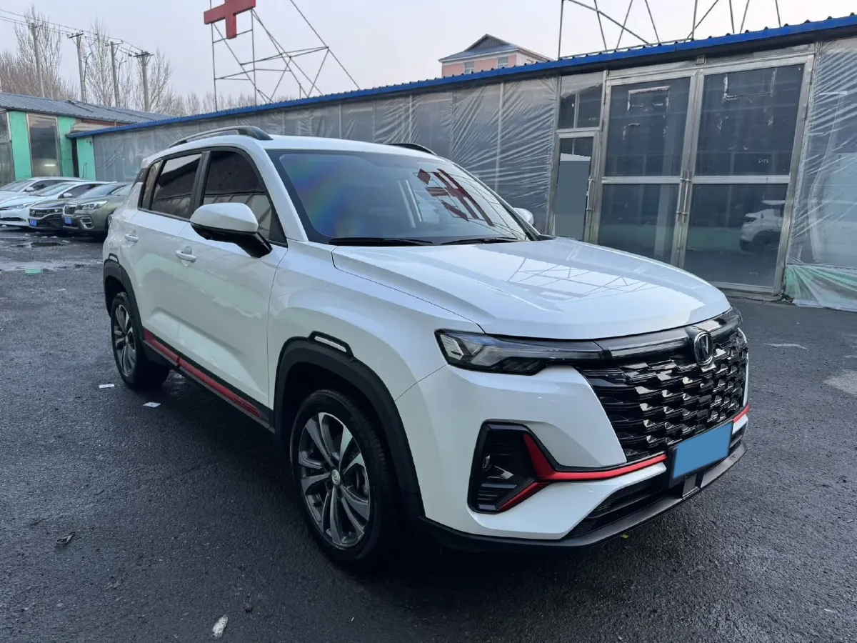 2023 ChangAn CS35 Plus 1.4T 160HP L4 7DCT,autocango,china used car exporter,china ev exporter,chinese used car exporter,chinese used ev exporter