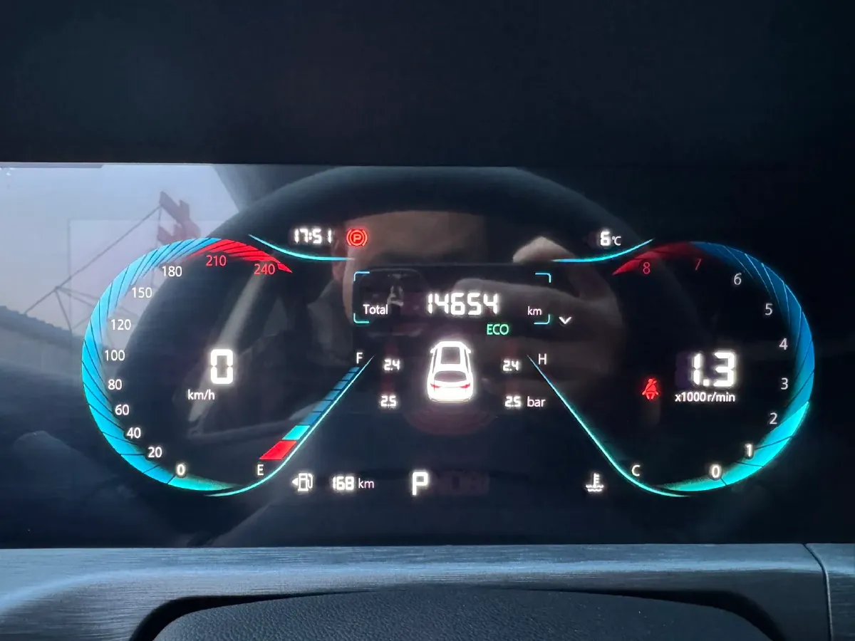 2023 ChangAn CS35 Plus 1.4T 160HP L4 7DCT,autocango,china used car exporter,china ev exporter,chinese used car exporter,chinese used ev exporter