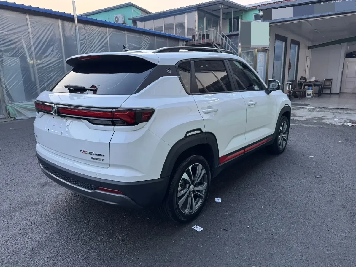 2023 ChangAn CS35 Plus 1.4T 160HP L4 7DCT,autocango,china used car exporter,china ev exporter,chinese used car exporter,chinese used ev exporter