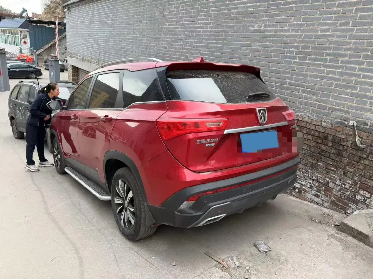 2018 BaoJun 530 1.5T 150HP L4 6DCT,autocango,china used car exporter,china ev exporter,chinese used car exporter,chinese used ev exporter