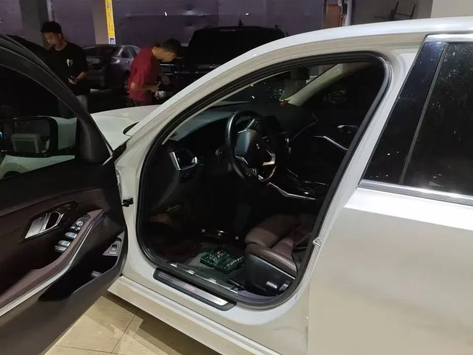 2020 BMW 3 Series 2.0T 184HP L4 8AT,autocango,china used car exporter,china ev exporter,chinese used car exporter,chinese used ev exporter