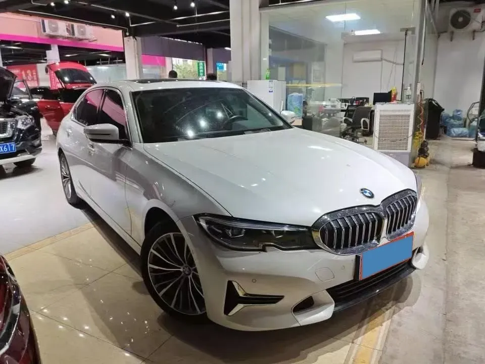 2020 BMW 3 Series 2.0T 184HP L4 8AT,autocango,china used car exporter,china ev exporter,chinese used car exporter,chinese used ev exporter