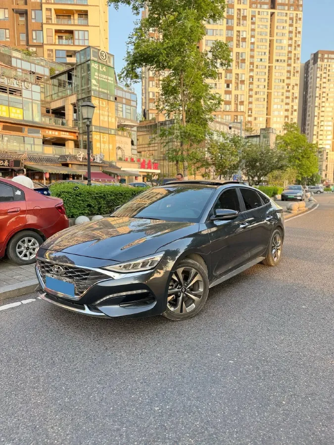2019 Hyundai La Festa 1.6T 190HP L4 7DCT,autocango,china used car exporter,china ev exporter,chinese used car exporter,chinese used ev exporter