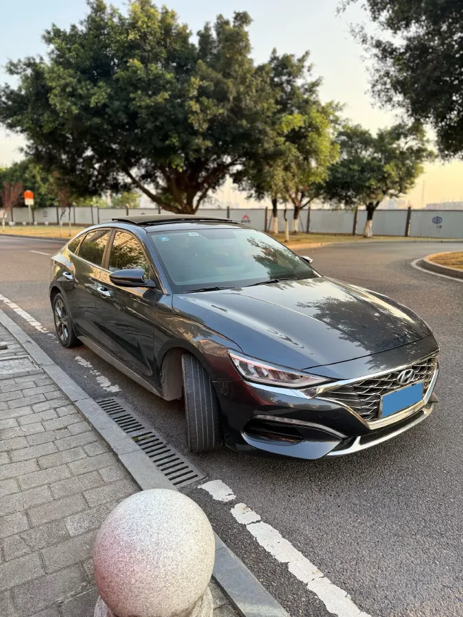 2019 Hyundai La Festa 1.6T 190HP L4 7DCT,autocango,china used car exporter,china ev exporter,chinese used car exporter,chinese used ev exporter