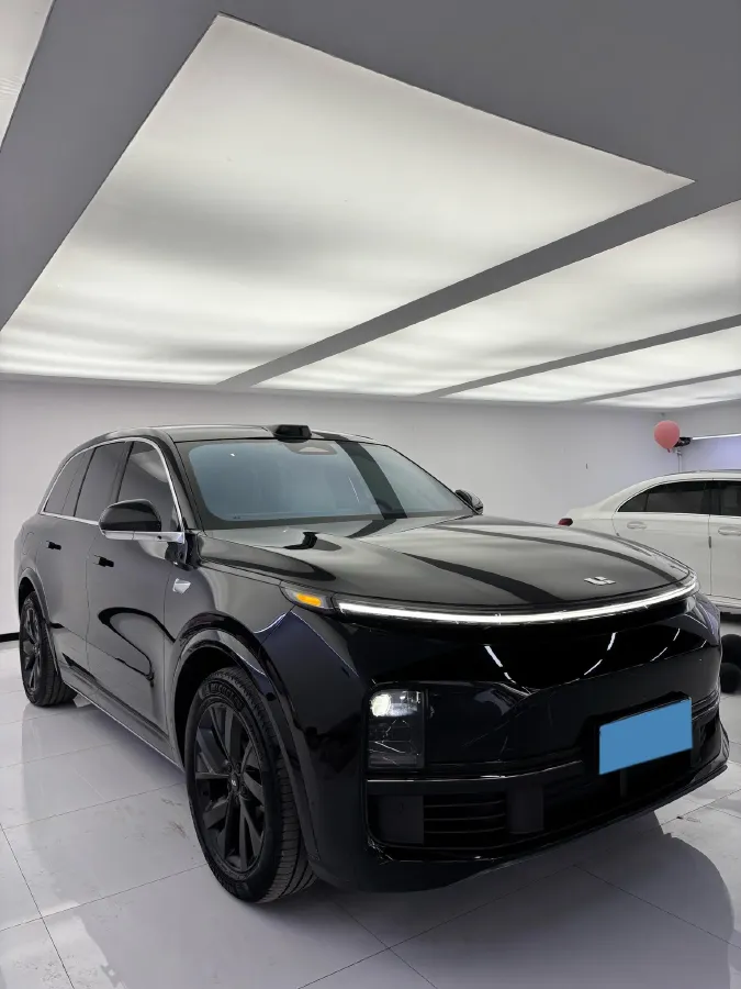 2023 Li L7 Range Extended 154HP REEV 40.9KWH,autocango,china used car exporter,china ev exporter,chinese used car exporter,chinese used ev exporter