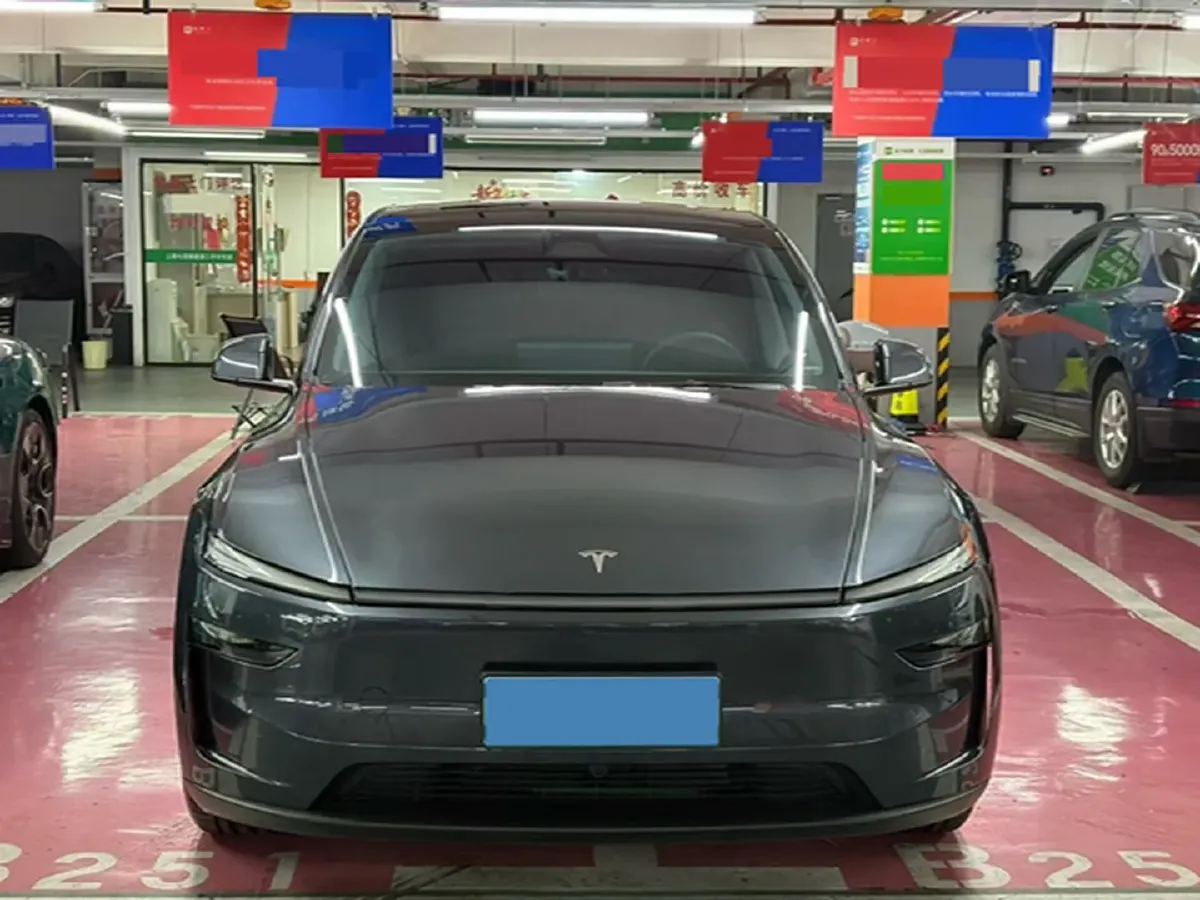 2025 Tesla Model Y BEV 78.4KWH,autocango,china used car exporter,china ev exporter,chinese used car exporter,chinese used ev exporter