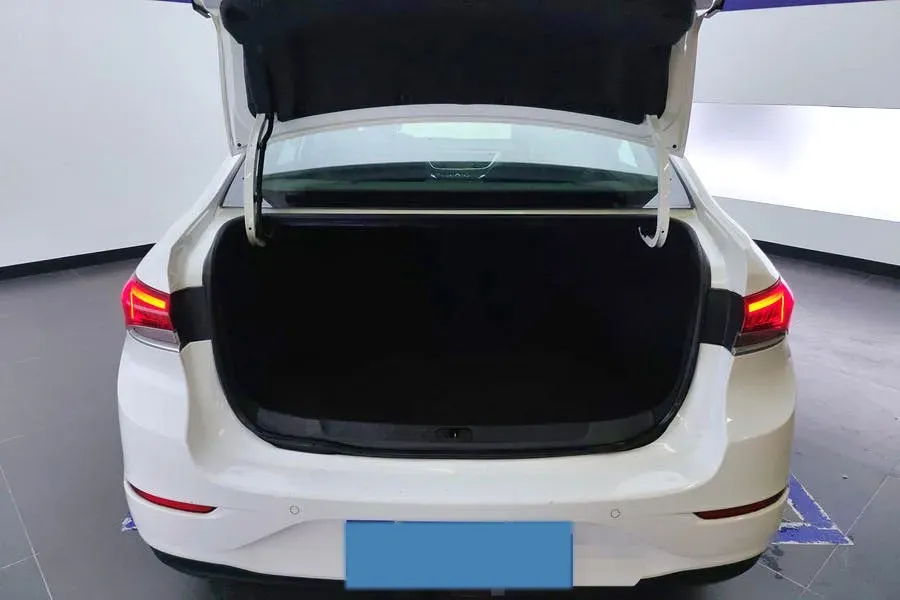 2019 Volkswagen Lavida 1.5L 113HP L4 6AT,autocango,china used car exporter,china ev exporter,chinese used car exporter,chinese used ev exporter