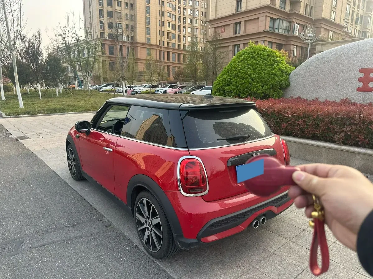 2022 MINI MINI 2.0T 192HP L4 7DCT,autocango,china used car exporter,china ev exporter,chinese used car exporter,chinese used ev exporter