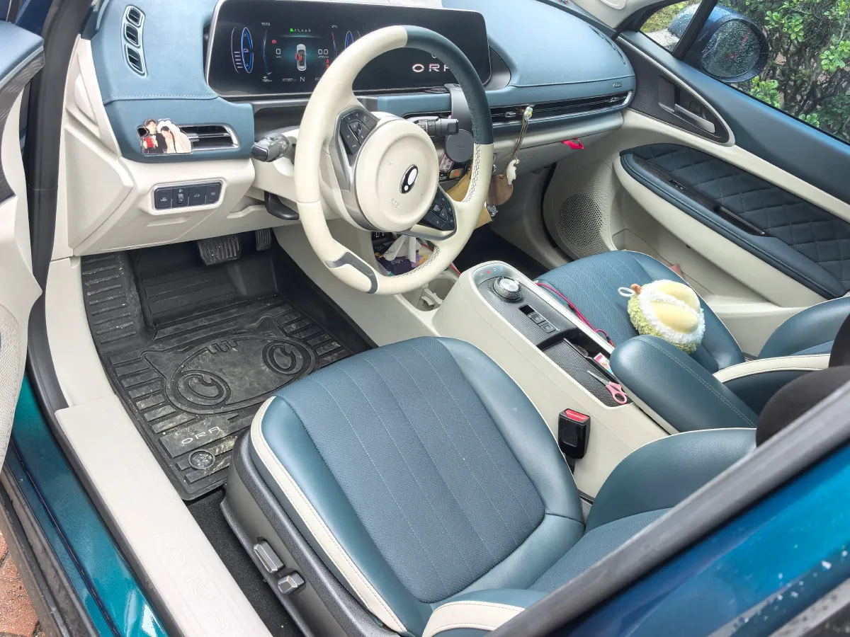 2022 ChangAn CS75 Plus 1.5T 178HP L4 6AT,autocango,china used car exporter,china ev exporter,chinese used car exporter,chinese used ev exporter