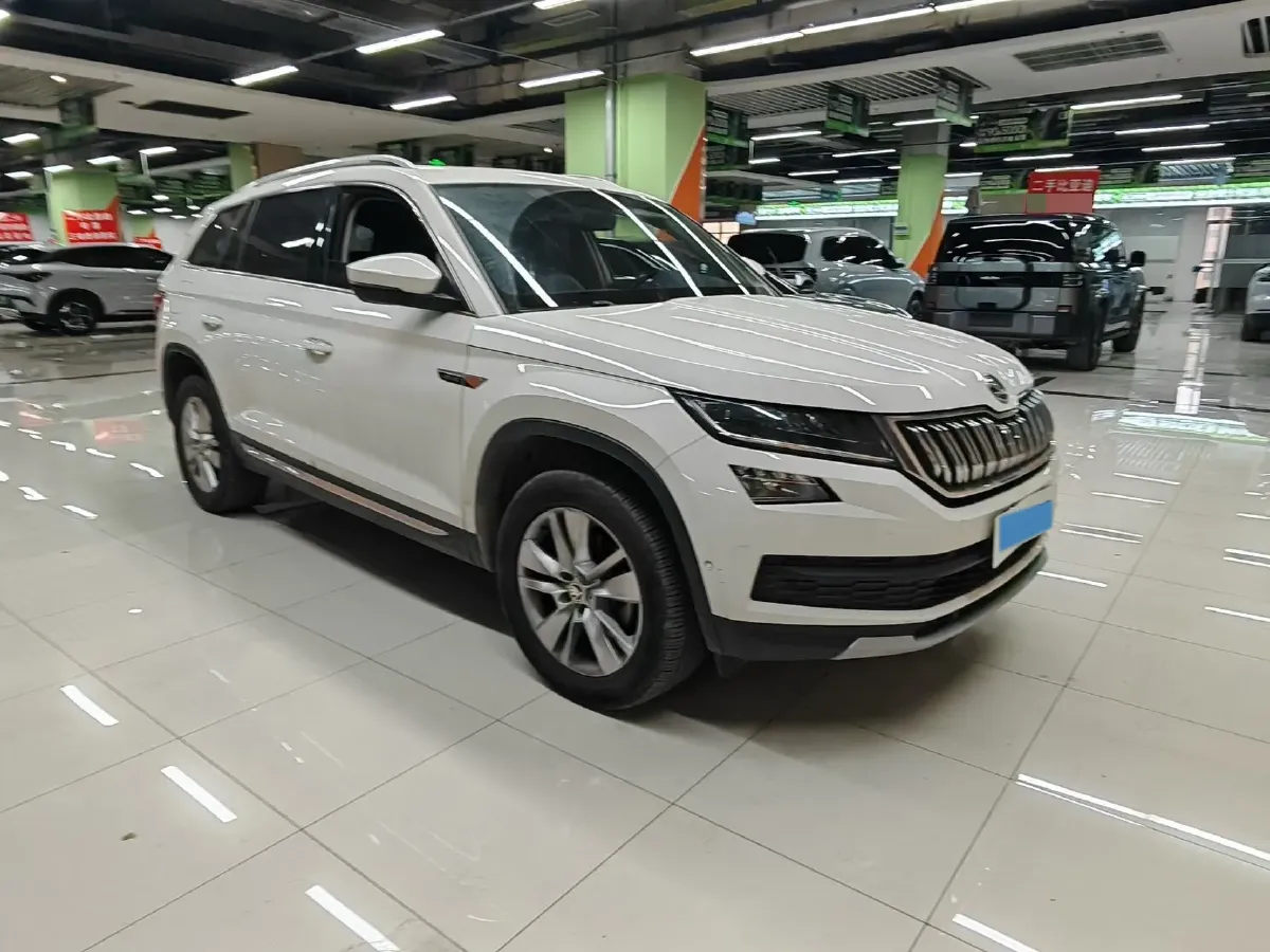 2019 Chevrolet Equinox 2.0T 260HP L4 9AT,autocango,china used car exporter,china ev exporter,chinese used car exporter,chinese used ev exporter