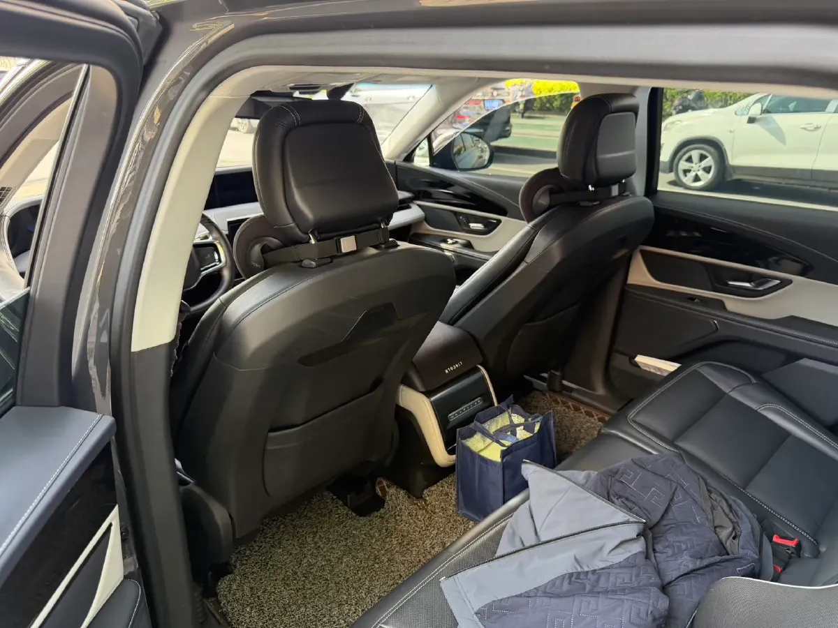 2023 Lincoln Nautilus 2.0T 261HP L4 8AT,autocango,china used car exporter,china ev exporter,chinese used car exporter,chinese used ev exporter