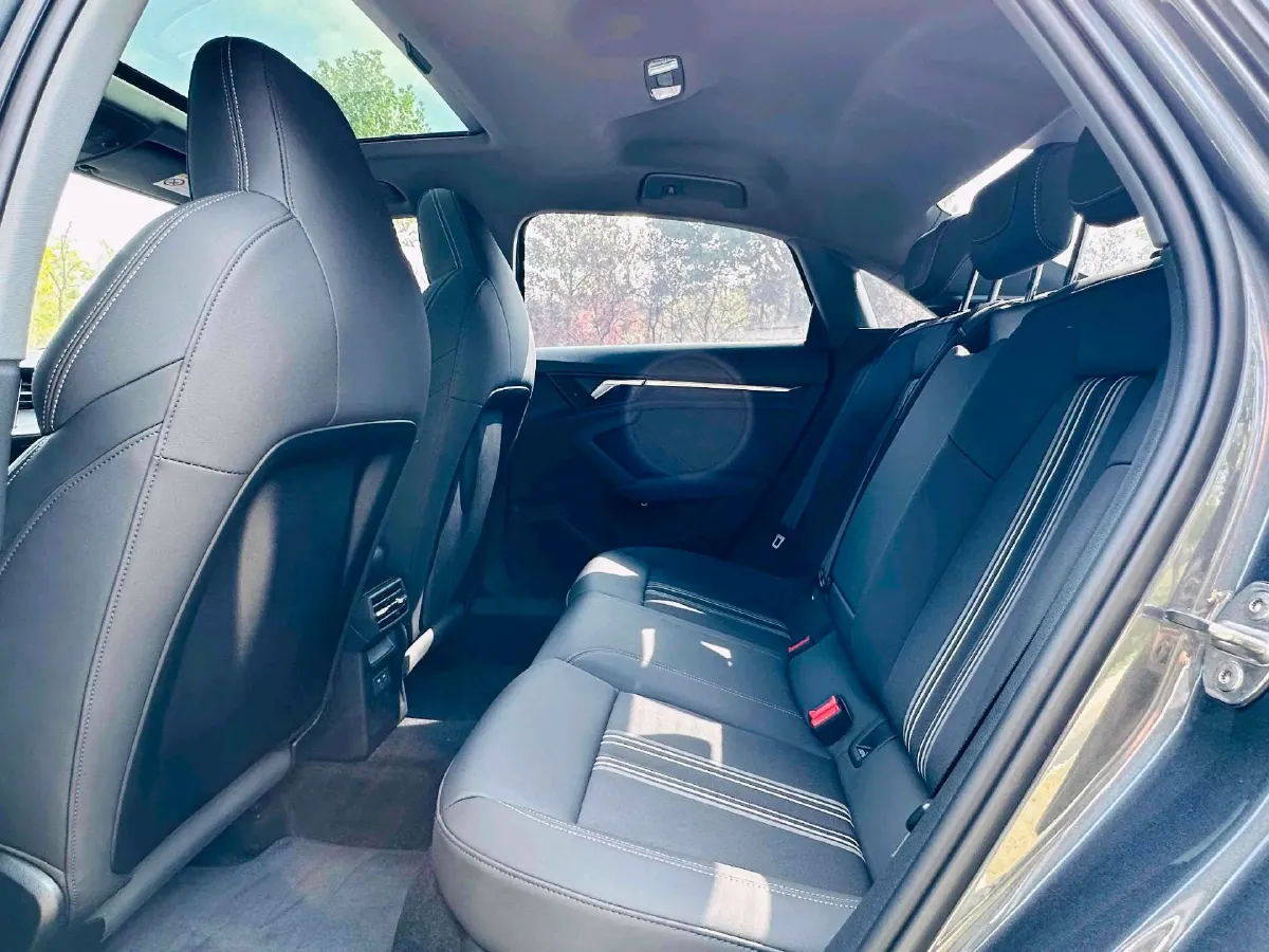 2023 Audi A3 1.4T 150HP L4 7DCT,autocango,china used car exporter,china ev exporter,chinese used car exporter,chinese used ev exporter