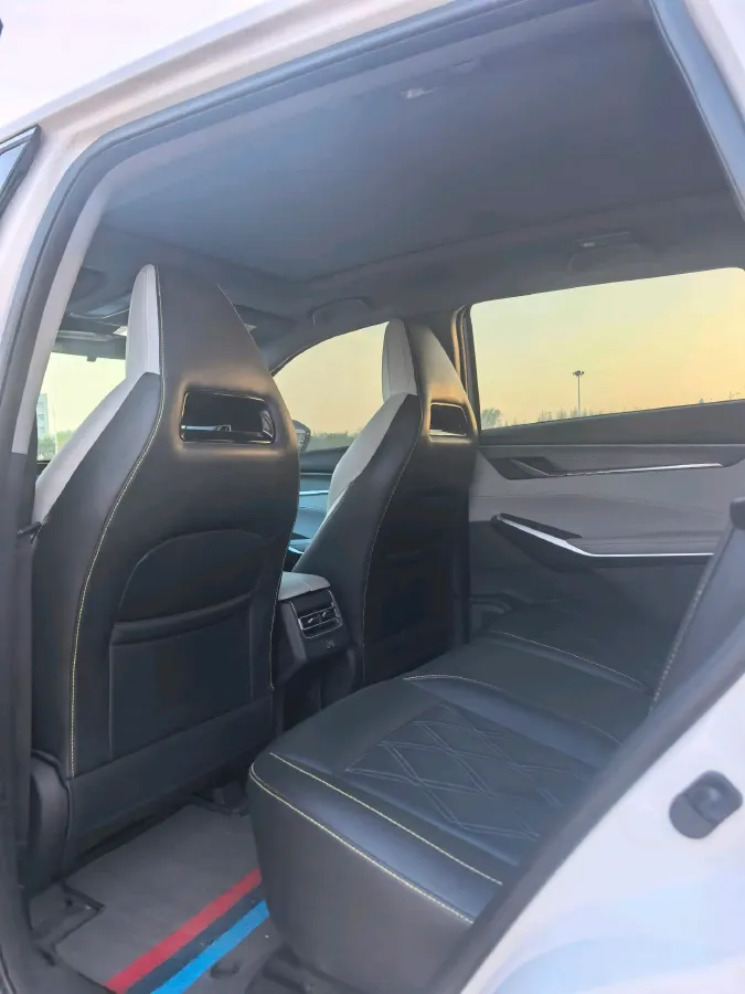 2023 ChangAn CS75 Plus 1.5T 188HP L4 8AT,autocango,china used car exporter,china ev exporter,chinese used car exporter,chinese used ev exporter