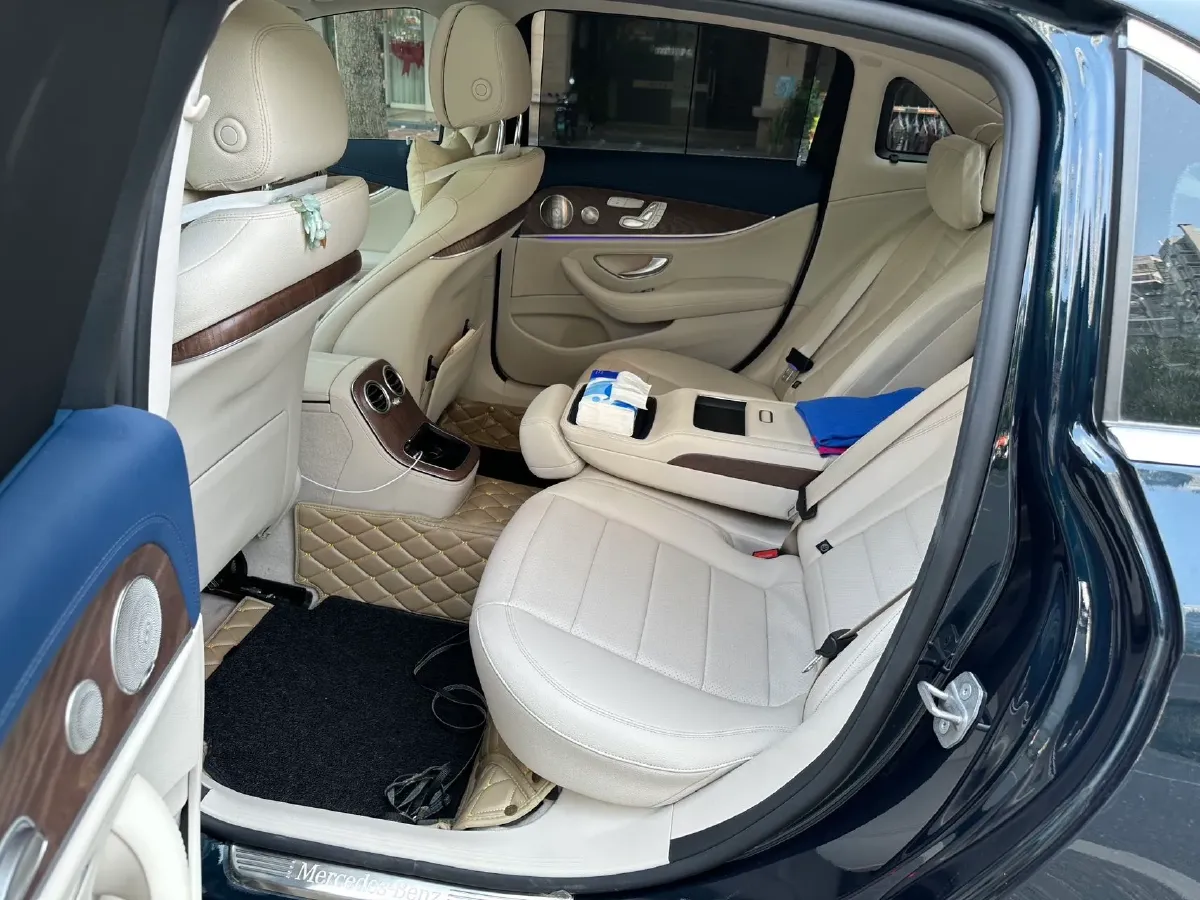 2021 Mercedes-Benz E Class 2.0T 258HP L4 9AT,autocango,china used car exporter,china ev exporter,chinese used car exporter,chinese used ev exporter