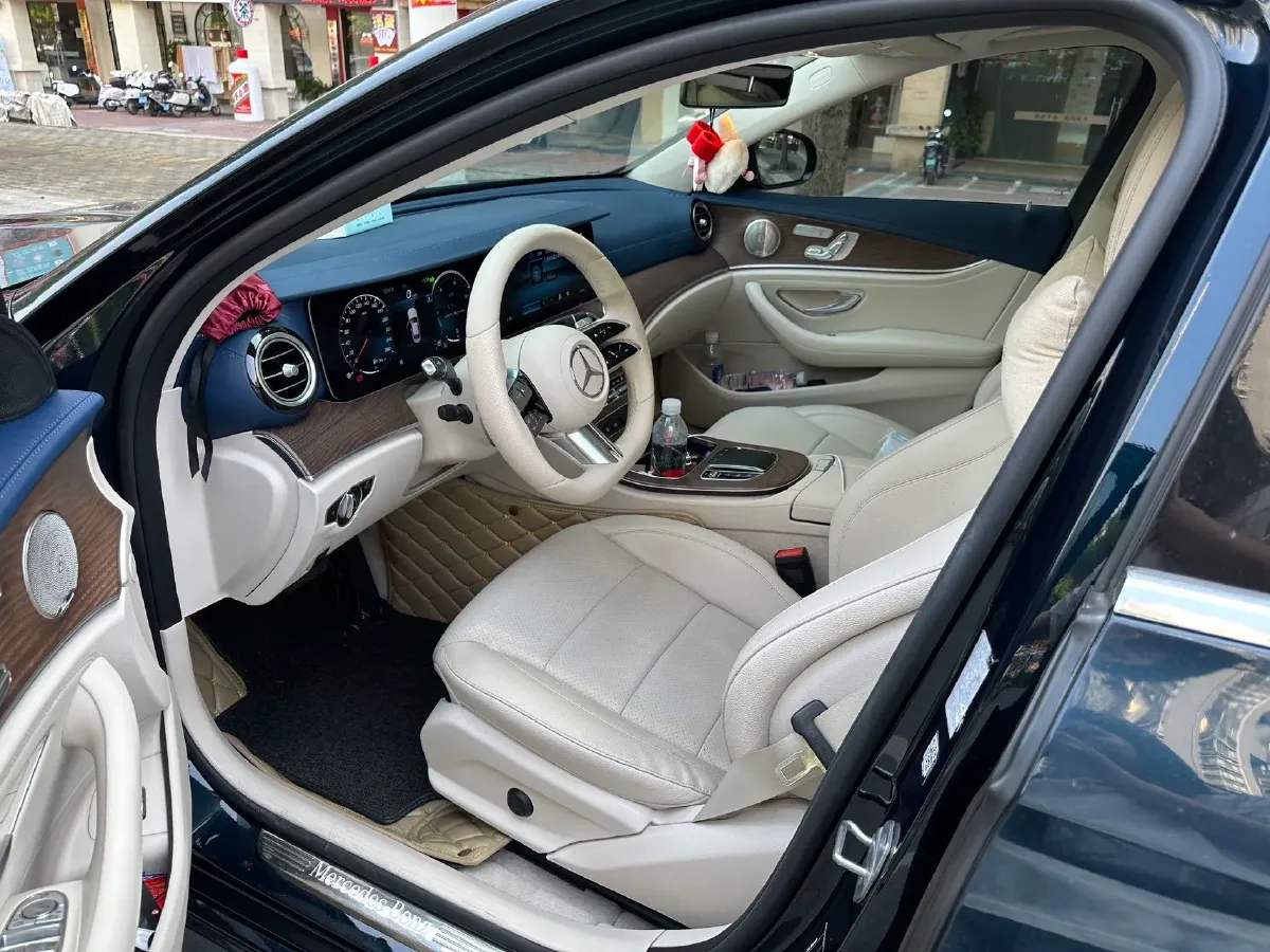 2021 Mercedes-Benz E Class 2.0T 258HP L4 9AT,autocango,china used car exporter,china ev exporter,chinese used car exporter,chinese used ev exporter
