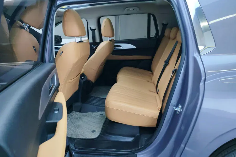 2023 Haval H5 2.0T 224HP L4 8AT,autocango,china used car exporter,china ev exporter,chinese used car exporter,chinese used ev exporter