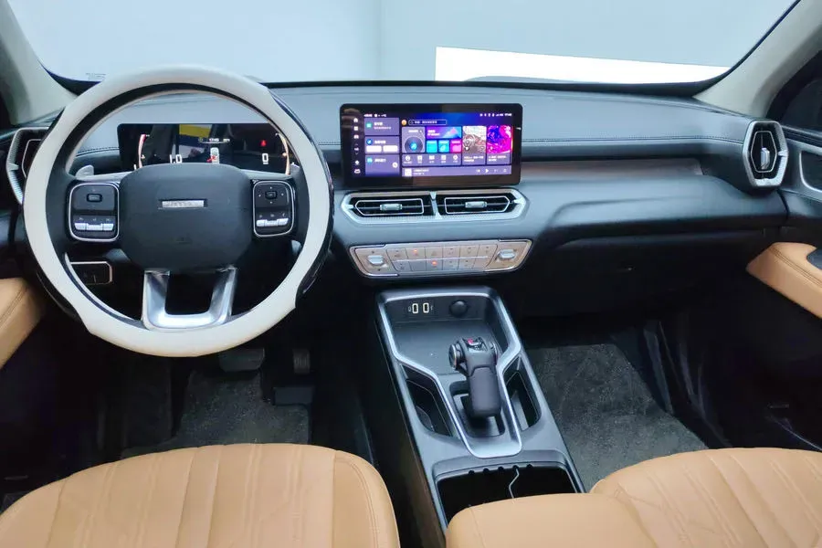 2023 Haval H5 2.0T 224HP L4 8AT,autocango,china used car exporter,china ev exporter,chinese used car exporter,chinese used ev exporter